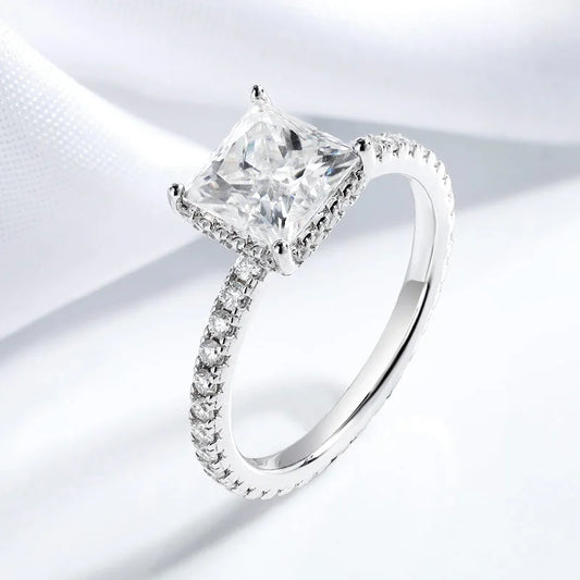 Vynora Celeste Royale Ring